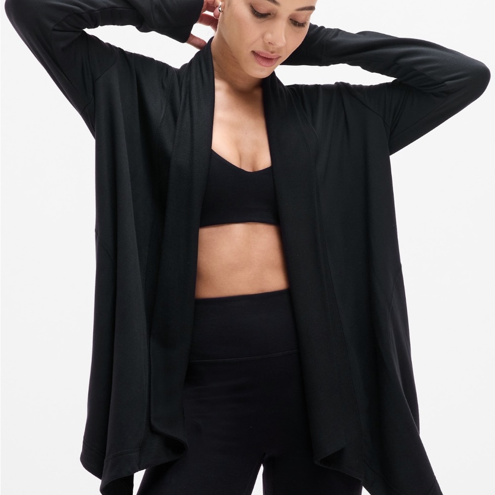 Athleta Pranayama Restore Wrap